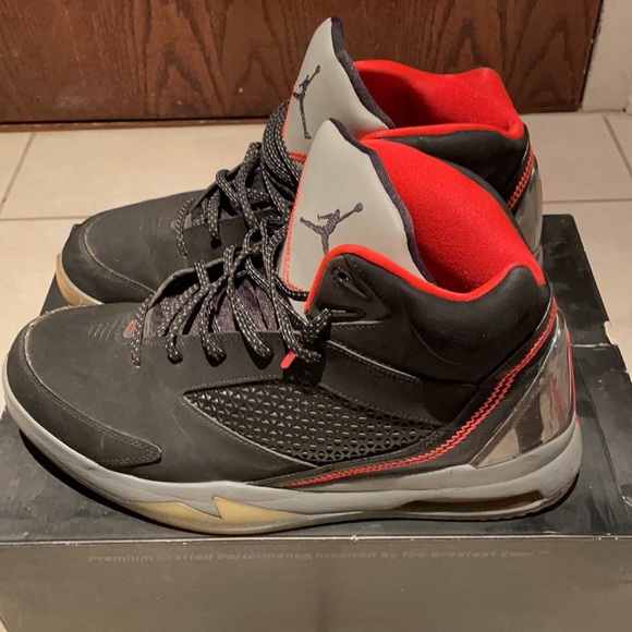 Nike Jordan flight - size 12 mens - Picture 2 of 8